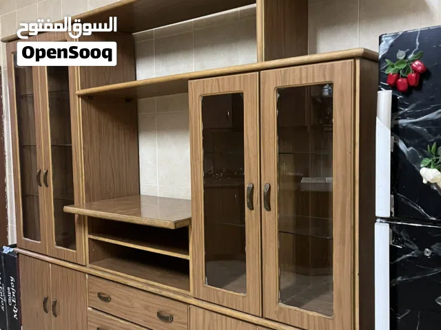 بوفيه تفصيل بحاله ممتازه