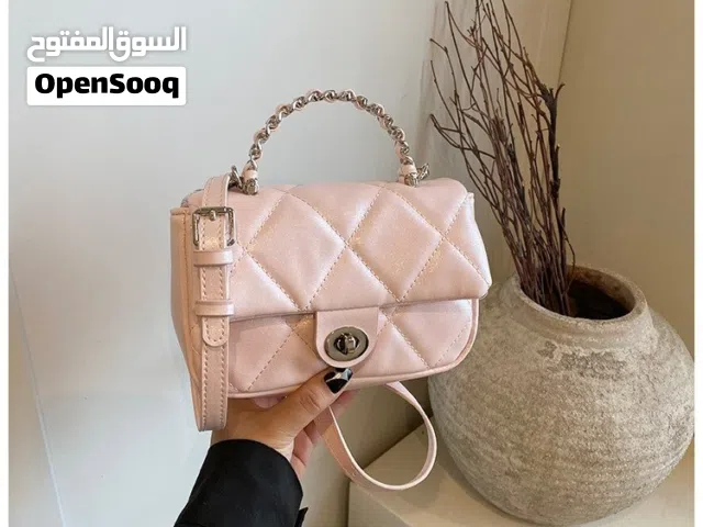 جنطة نسائية جلد متوفرة باربع ألوان