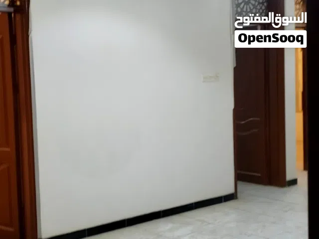 1200 m2 3 Bedrooms Apartments for Rent in Sana'a Hayel St.