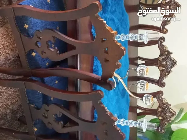 طاوله سفره مع فضيه ثقيله جدا وكبيره
