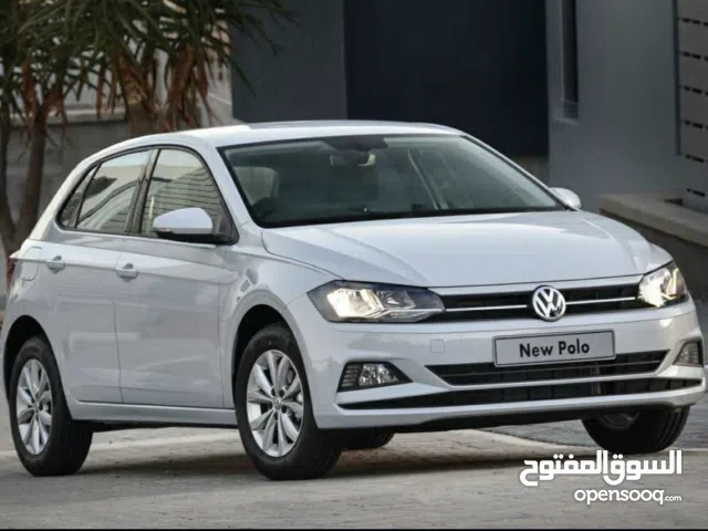 بولو  2018 نخب السيارة