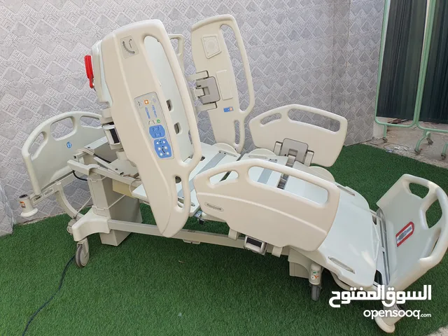 سرير طبي medical bed