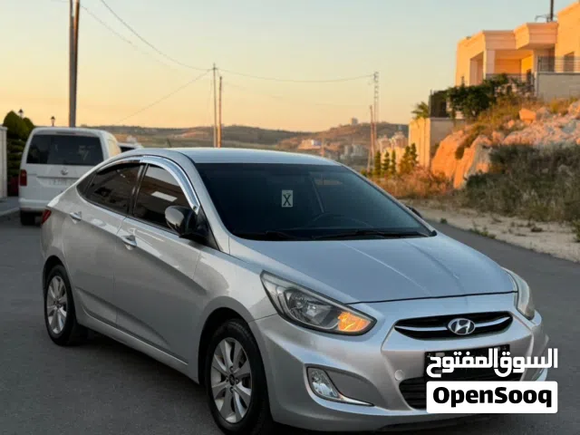 2015 هيونداي اكسنت GLS