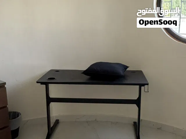 اثاث وحمام مغربي مستعمل لصالون