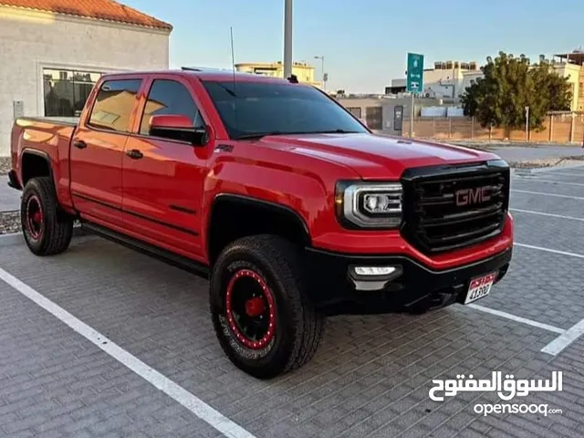 GMC Sierra 2017 in Abu Dhabi