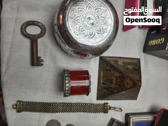 للبيع كامل المجموعه نحاسيات واشياء قديمه