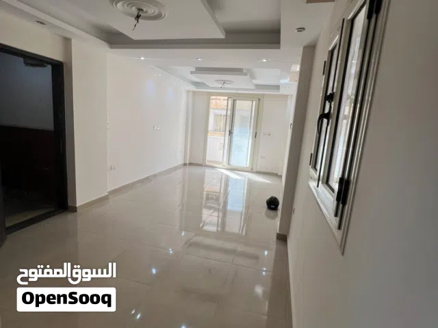 شقة للبيع في الإبراهيمية  خطوات من نادي سبورتنج