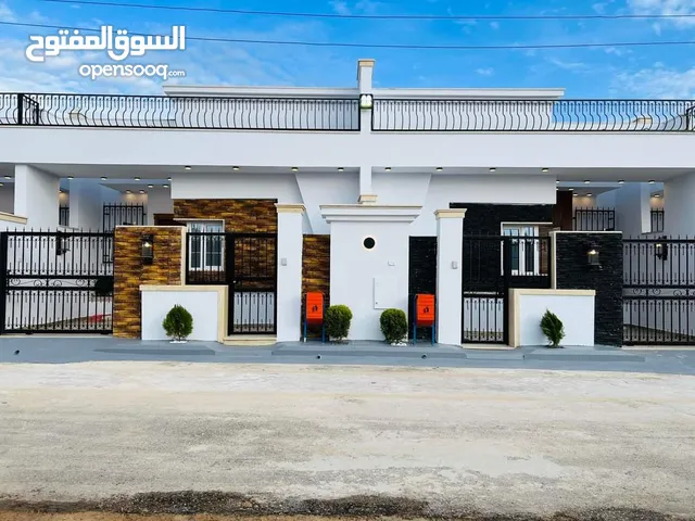 110 m2 3 Bedrooms Townhouse for Rent in Tripoli Ain Zara