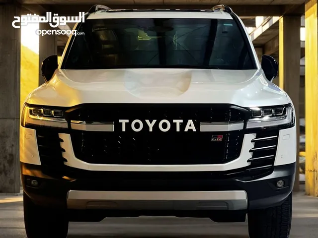 Used Toyota Land Cruiser in Muharraq