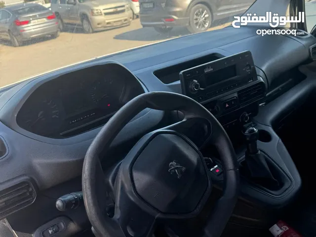 Used Peugeot Partner in Kuwait City