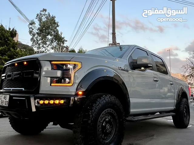 للبيع: فورد F-150 لاريات 2015 - نسخة معدلة ومميزة تجمع بين القوة والفخامة