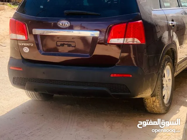 Used Kia Sorento in Tripoli