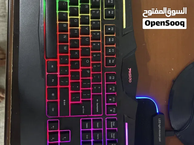 كيبورد جيمنج gaming keyboard من نوع yesido كيبورد استعمال خفيف لا يوجد اي مشاكل فيه مع الكارتون
