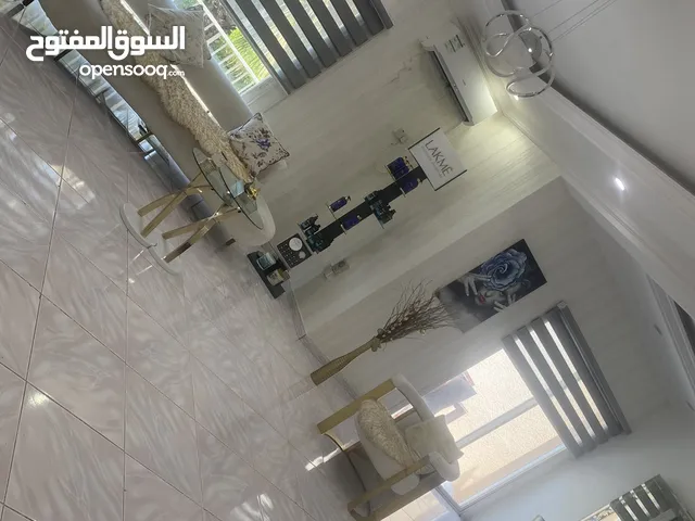 400 m2 Villa for Sale in Ras Al Khaimah Khuzam