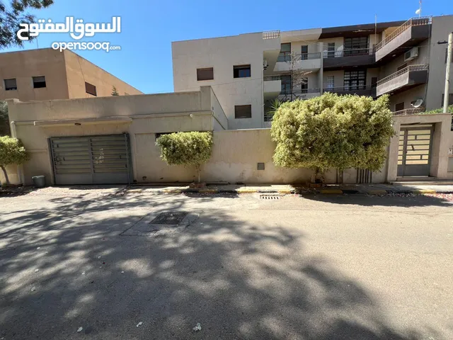 1170 m2 More than 6 bedrooms Villa for Sale in Tripoli Gharghour