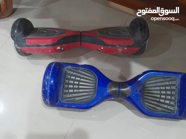 سكوتر كهربائي على الشحن