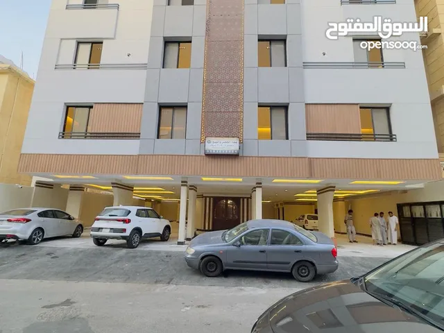 160 m2 5 Bedrooms Apartments for Sale in Jeddah As Salamah