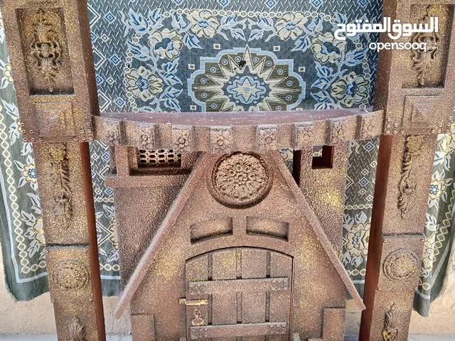 بوفيه شاشه بحاله ممتازه