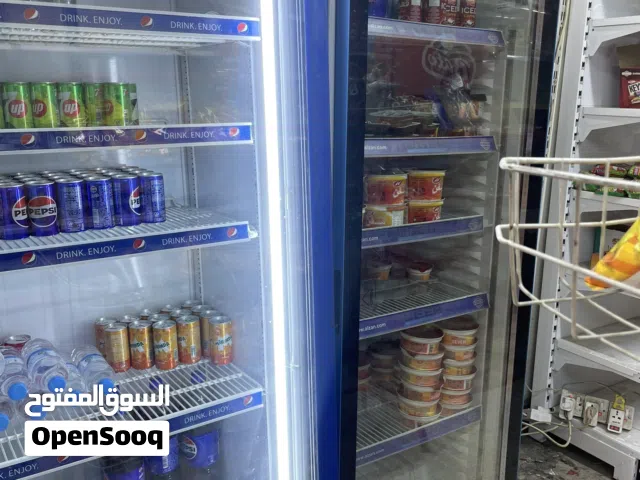 ثلاجات اسواق بحاله جيدة جداً