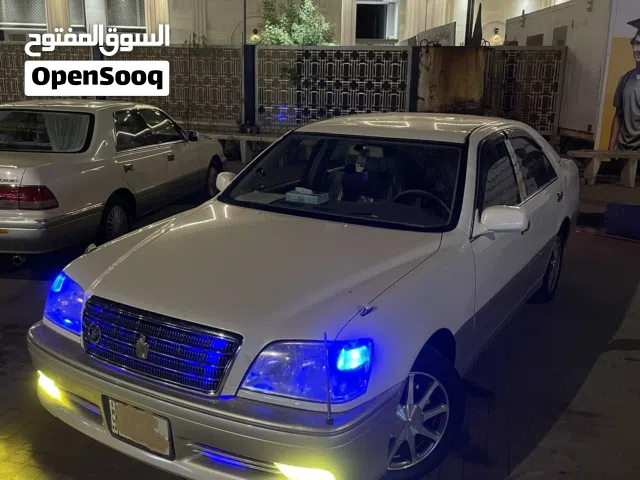 2003 تويوتا كراون Crown