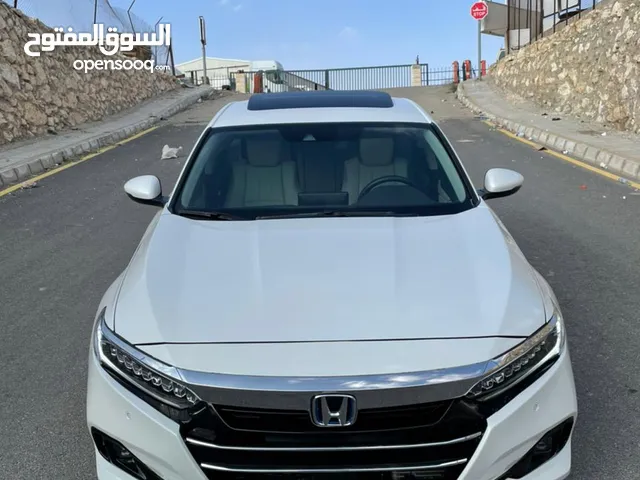 هوندا اكورد  كرت ابيض  مواصفات تورنغ 2021 - Honda Accord 2021