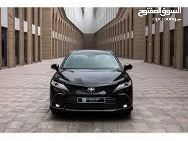 Sedan Toyota in Mubarak Al-Kabeer