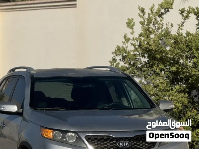 2012 كيا سورينتو LX