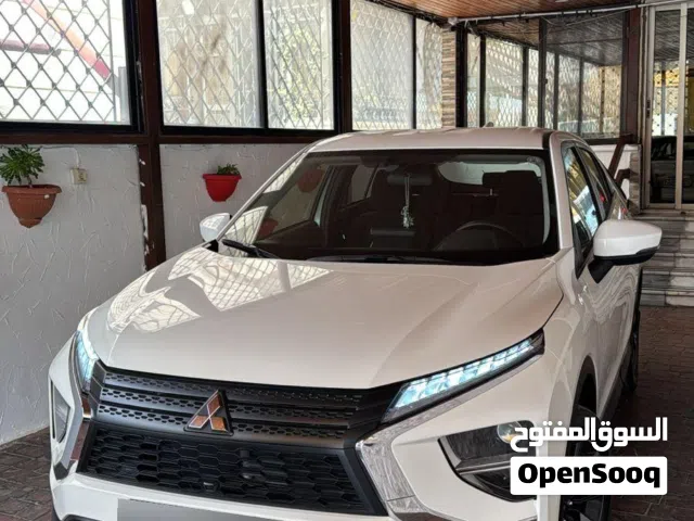 2023 Mitsubishi Eclipse Standard