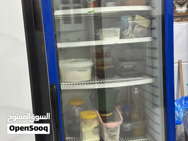 عارضة ببسبي
