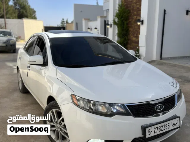 كيا فورتي للبيع او تبديل سياره ربي يبارك