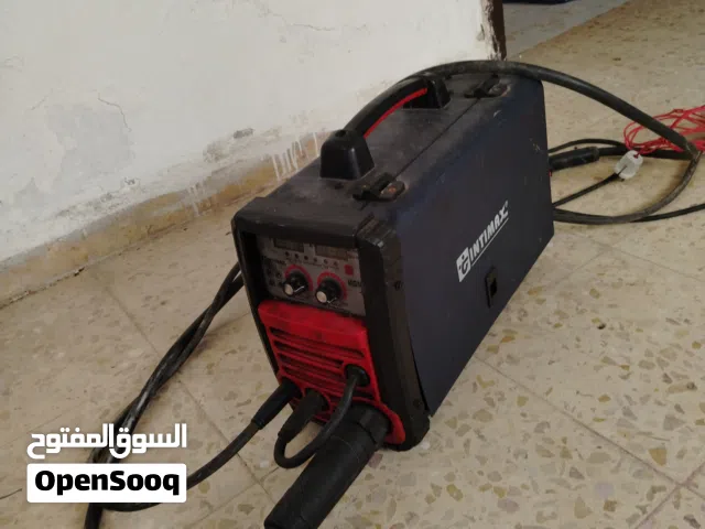 ماكينة للحام بلغاري الصنع بحالة الوكاله للحام c2 للحام ميخ و للحام عادي