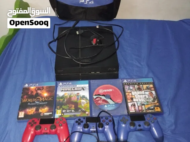 للبيع بلاستيشن فور فات مستعمل 500 قيقا