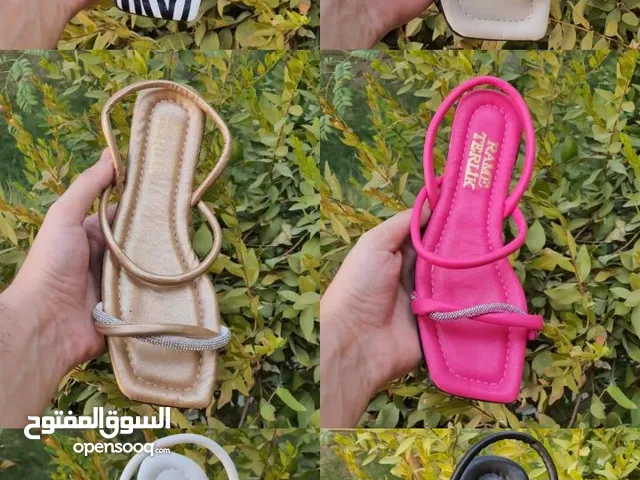سليبرات وشحاطات