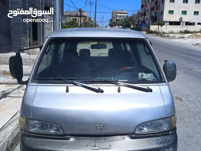 باص هونداي H100 موديا 2001