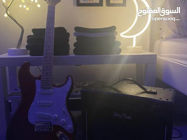 جيتار كهربائي مستعمل Harley Benton ST-20MN CA Standard Series – أداء احترافي بسعر مميز