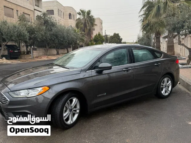 2018 فورد فيوجن SE
