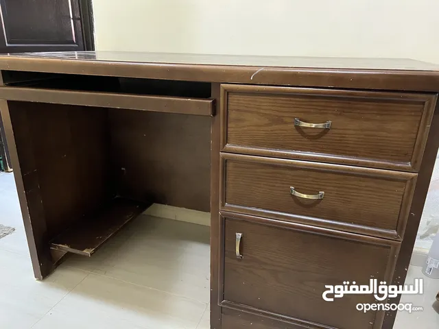 مكتب تفصيل خشب زان اصلي ثقيل وكالة بالاضافة الى طاولة خشب قزاز