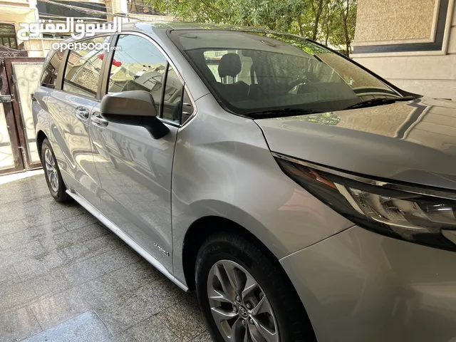 Toyota Sienna 2021 in Baghdad