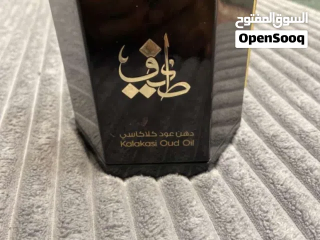 دهن عود فاخر من طيف الإمارات