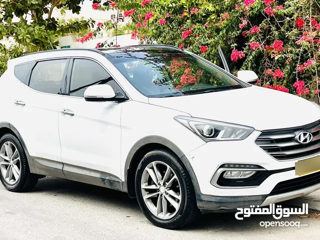Hyundai Santa Fe 2016 GCC model
