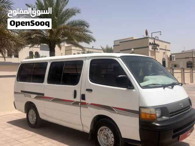 1996 تويوتا هايس Standard