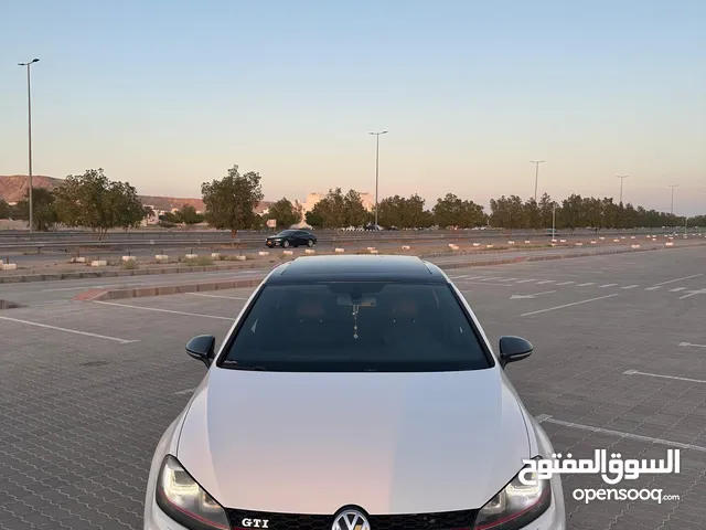 جولف     GTI موديل 2016