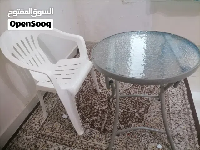 طاولة نظيف