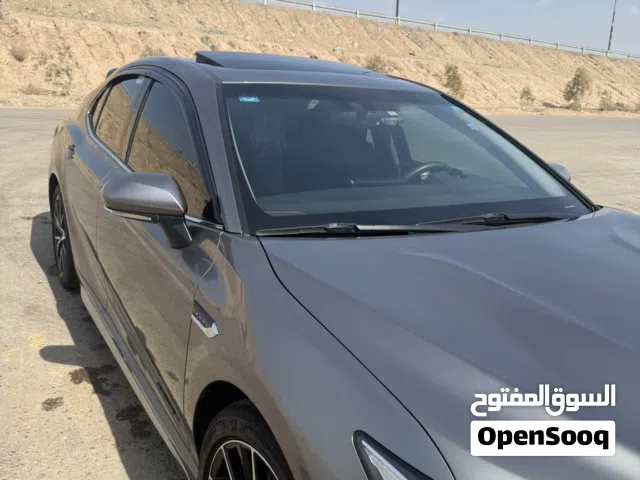 2023 تويوتا كامري SE