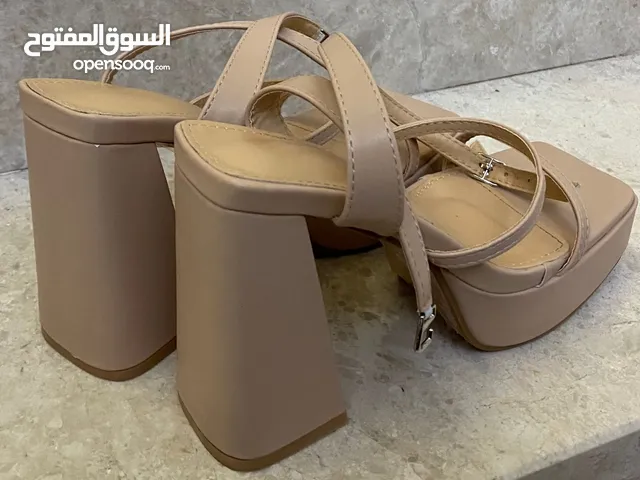 Beige With Heels in Muscat