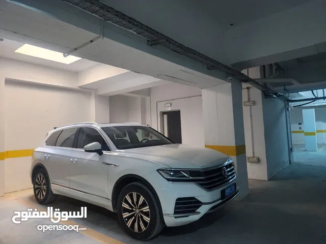 Volkswagen Touareg Trend 3.0 in Tripoli