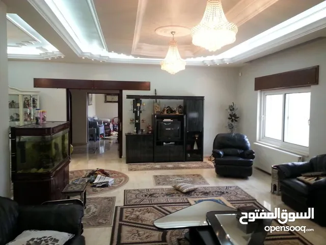 1200 m2 More than 6 bedrooms Villa for Sale in Amman Jubaiha