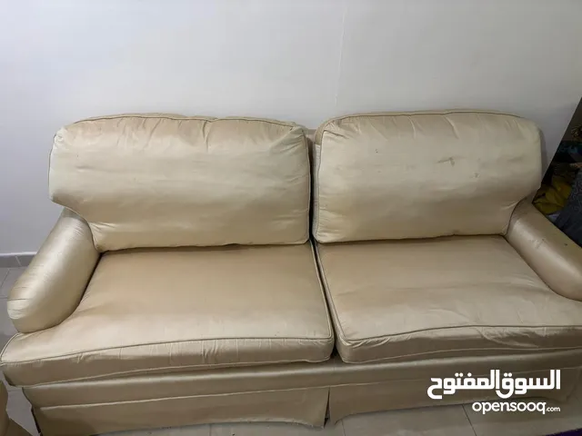 عدد 2 كنبة بحالة جيدة للبيع - 2 Sofas for sale