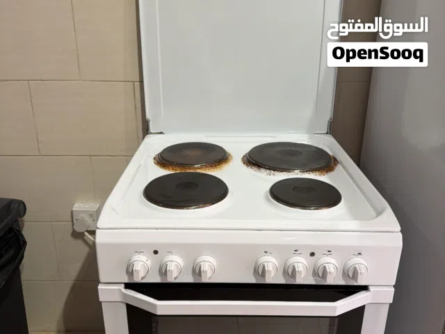 فرن إنديست (Indesit) بحالة ممتازة للبيع