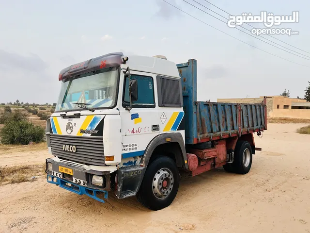 Tipper Iveco 2000 in Sabratha